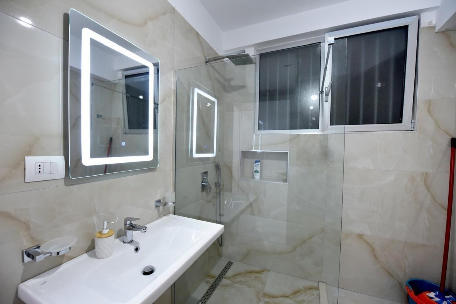 Apartament Modern (Kompleksi Marina Bay) - Foto 7